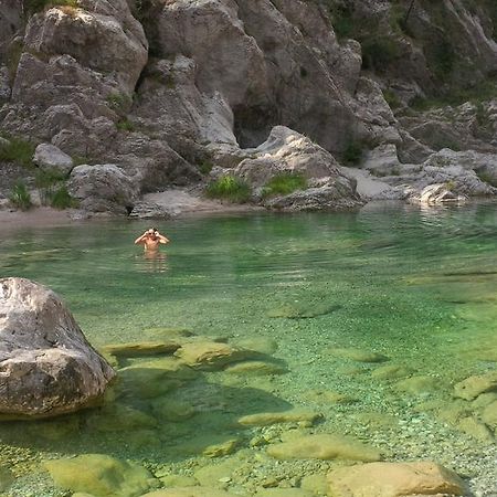 Agriturismo Borgo Titol Tramonti di Sopra ภายนอก รูปภาพ